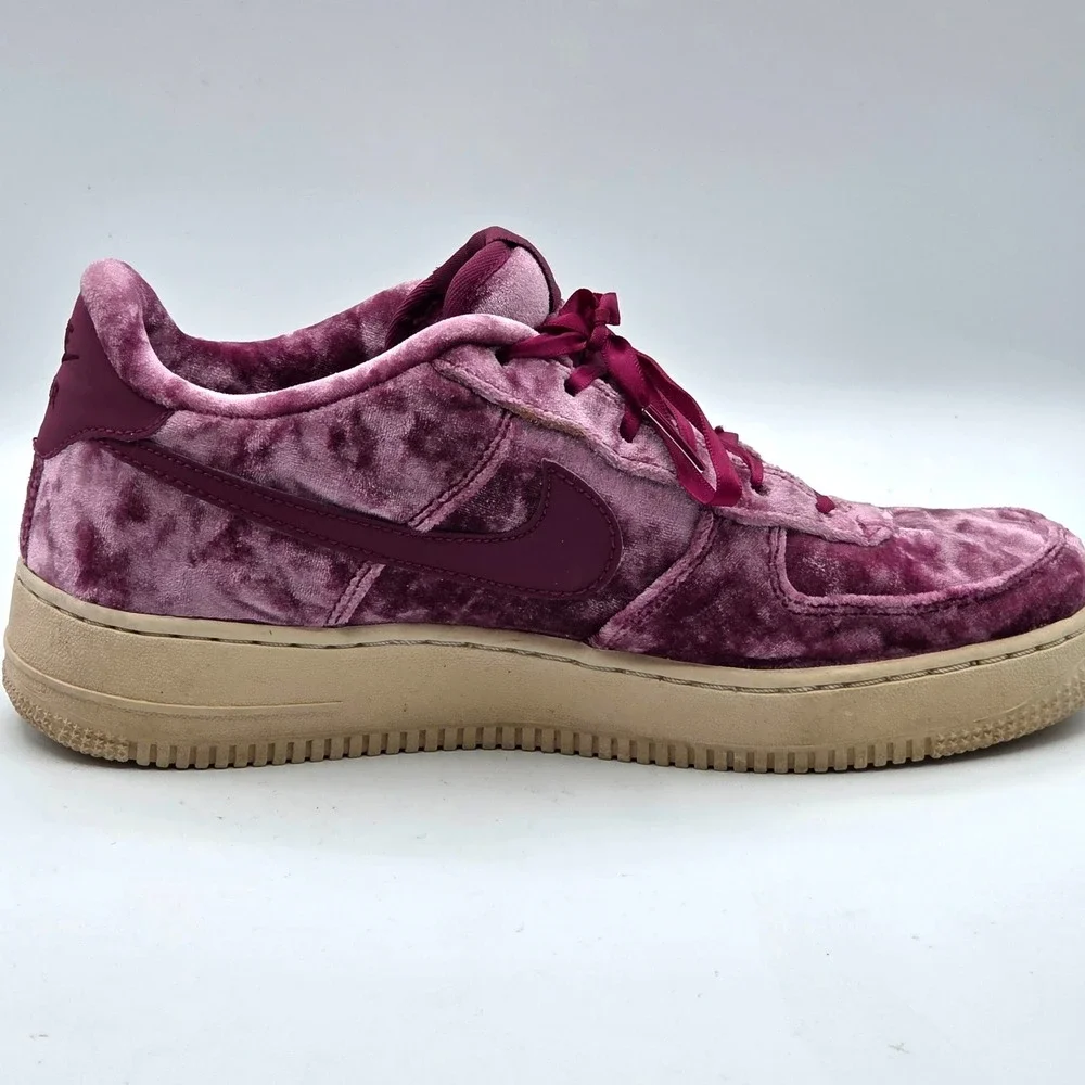 Nike Air Force 1 LV8 Tea Berry Velvet Bordeaux Velour‎ 849345-601 Size 7Y